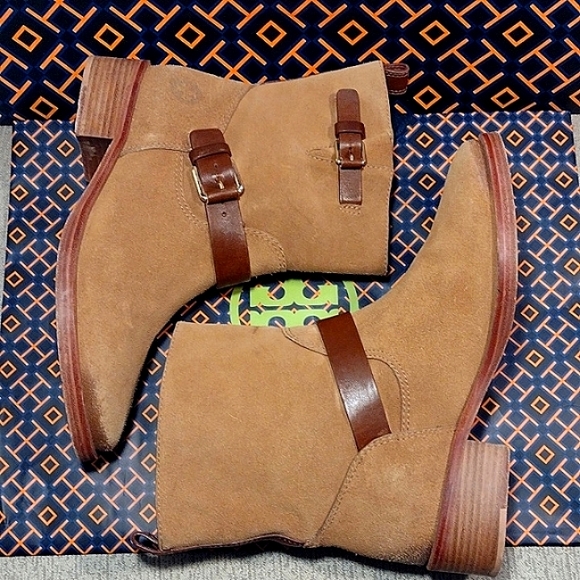 Tory Burch Bennie suede Bootie - Picture 4 of 14